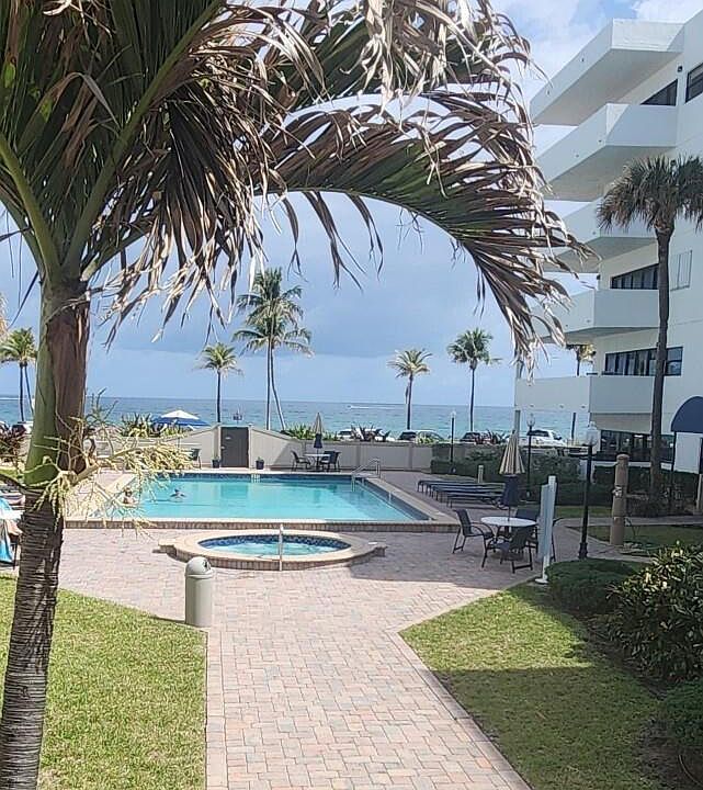 Beach House Condominiums 330 SE 20th Ave Deerfield Beach FL Zillow