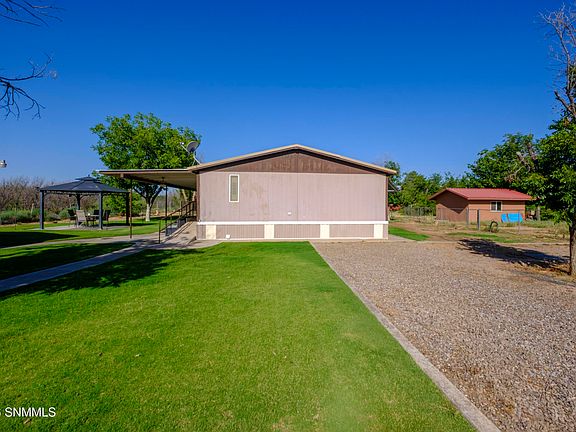 3rd image of 3998 Watson Pl
