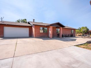 1025 Oil Ct, Rio Rico, AZ 85648