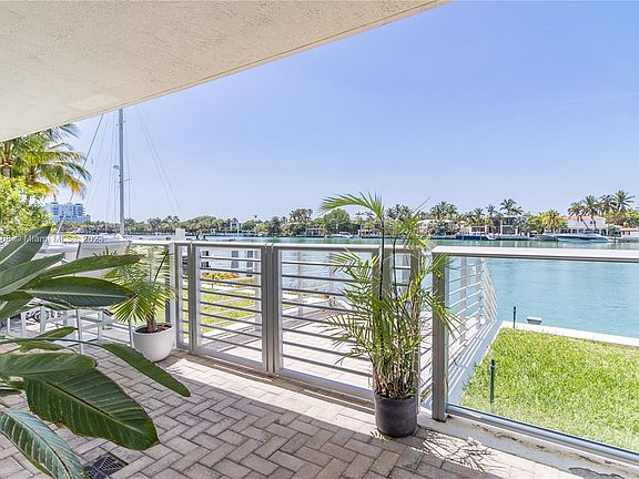 3rd image of 6620 Indian Creek Dr #109