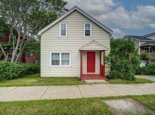 141 Herring Cove Rd, Halifax, NS B3P 1K6