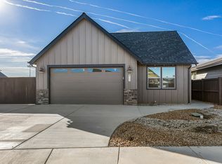 4282 SW 43rd St #52, Redmond, OR 97756