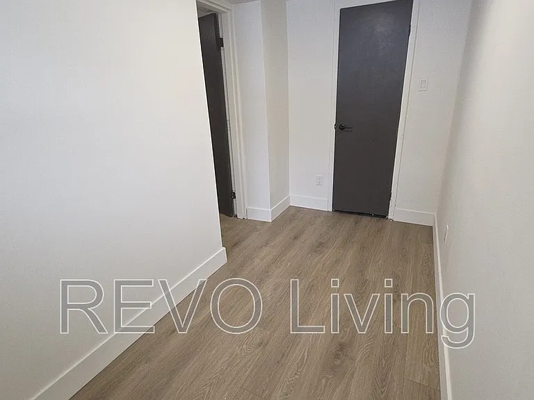 62 Triller Ave #102 — Photo 8