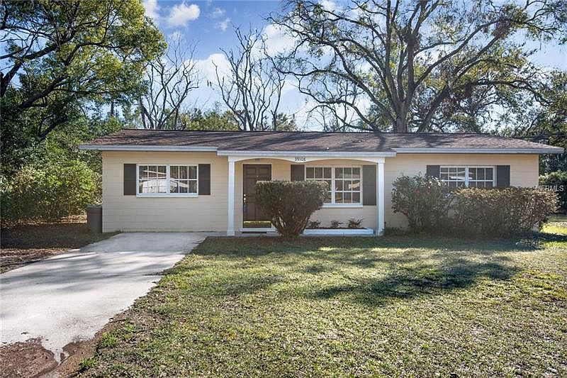 1st image of 39108 Manor Dr
