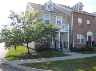 8283 Annandale Ln, Columbus, OH 43235