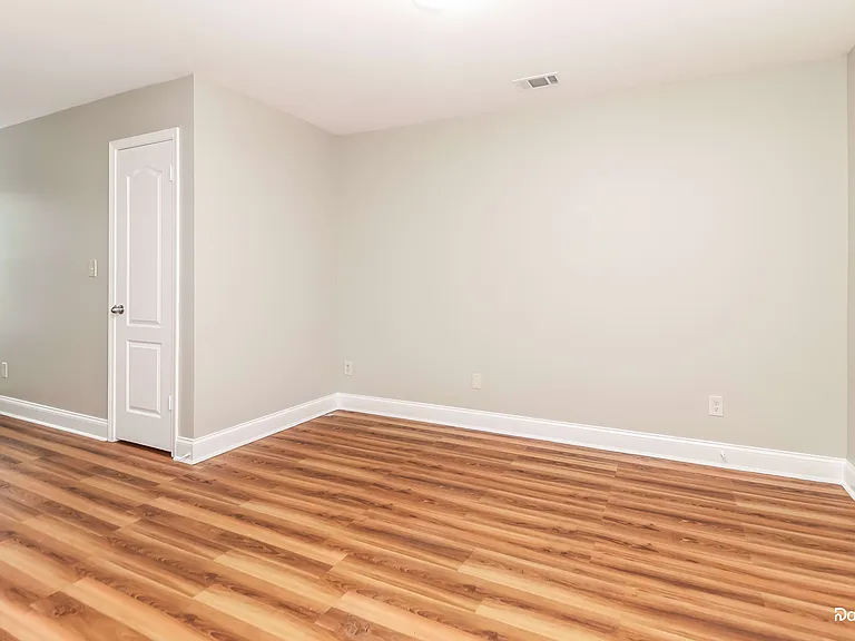 14 Greenfield Dr — Photo 13
