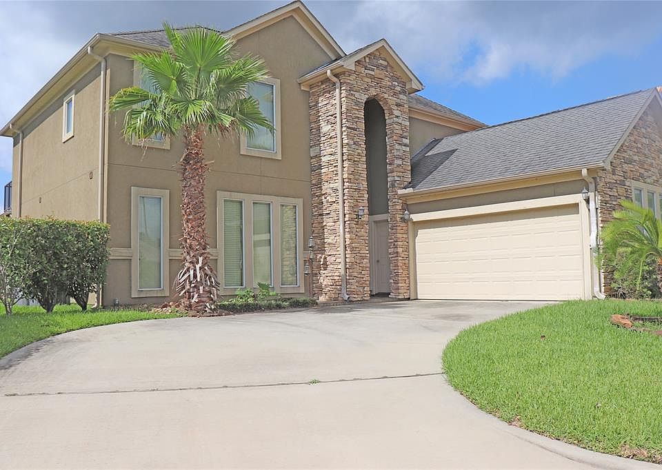 1st image of 333 Bayshore Dr
