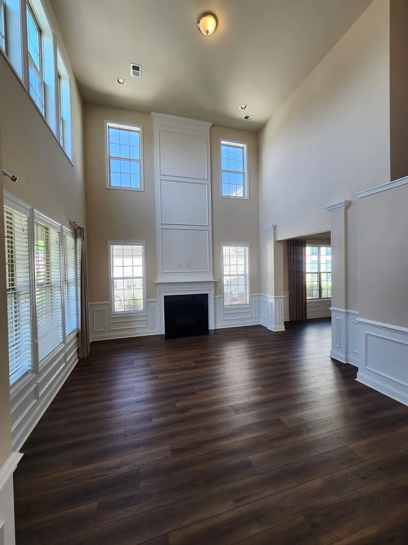 1190 Shire Way — Photo 4