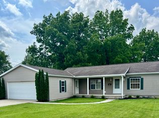 1136 Brookside Dr, Findlay, OH 45840