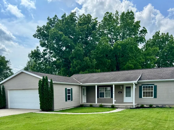 1136 Brookside Dr, Findlay, OH 45840