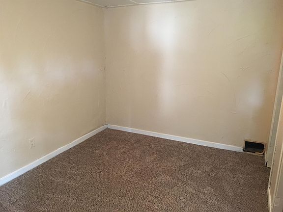 5th image of 11 N Washington St #1