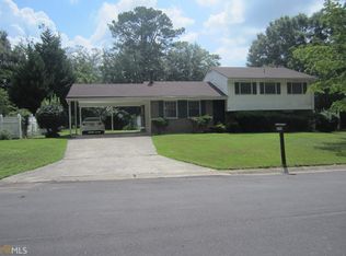 6396 Forest Haven Dr, Riverdale, GA