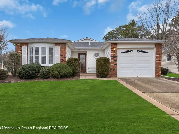 161 Lions Head Boulevard S, Brick, NJ 08723