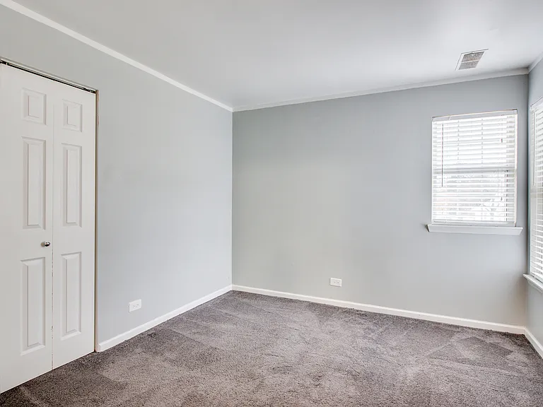 1829 Quaker Hollow Ln #1829 — Photo 14
