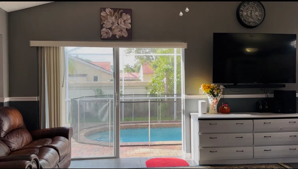 2 bed, 1148 sqft, $2,600 — Photo 2