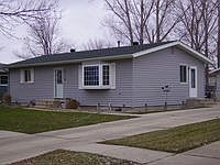1st image of 714 3rd Ave W