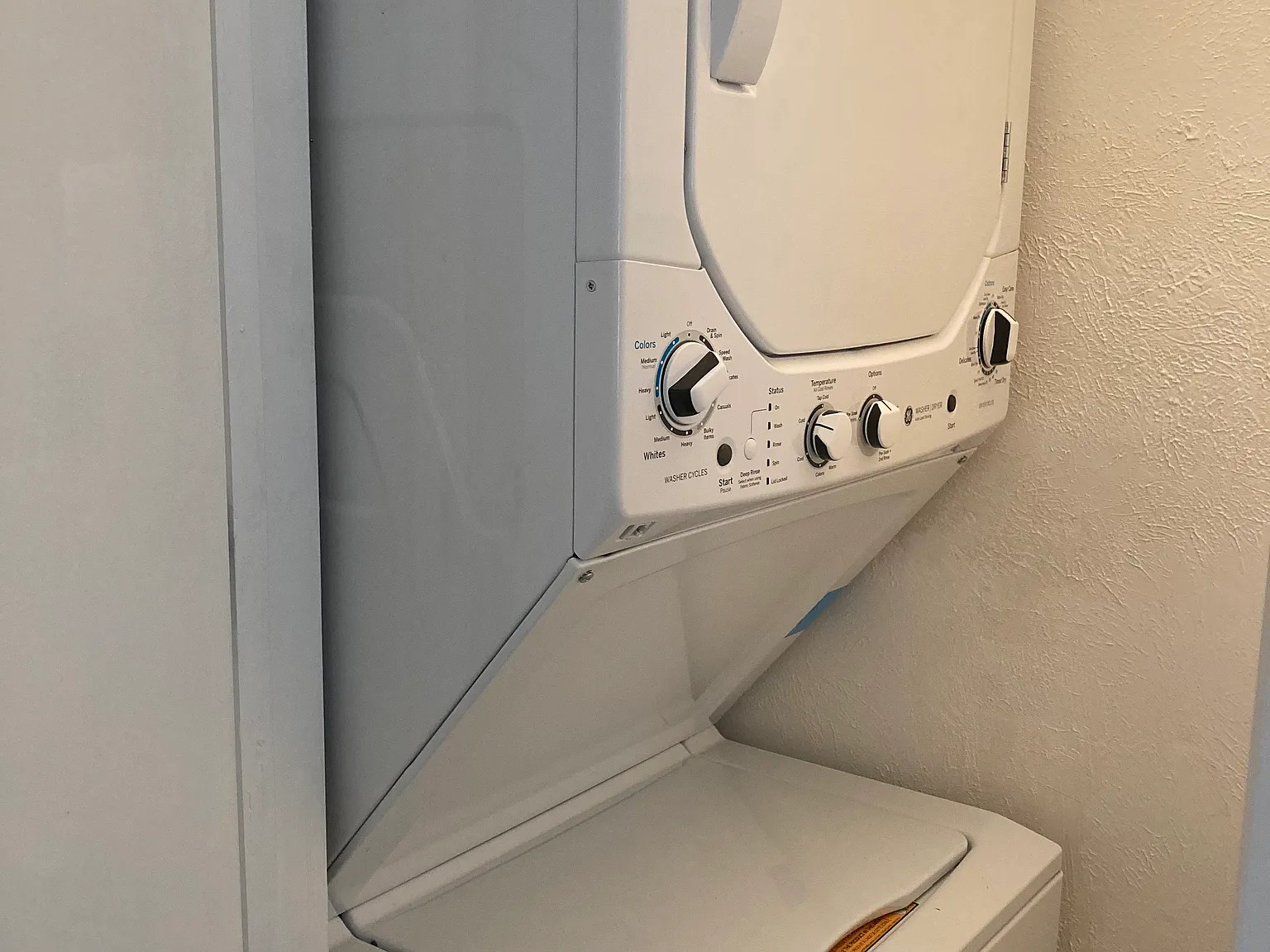 1 bed, 780 sqft, $1,700 — Photo 2