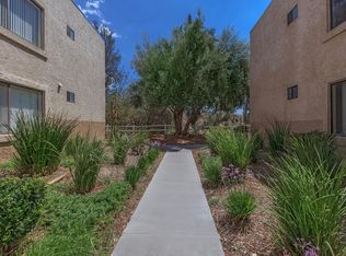 28856 N Silver Saddle Cir #38-201, Canyon Country, CA 91387