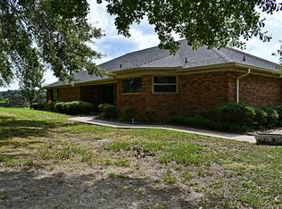 7925B Van Zyverden Rd, Meridian, MS 39305