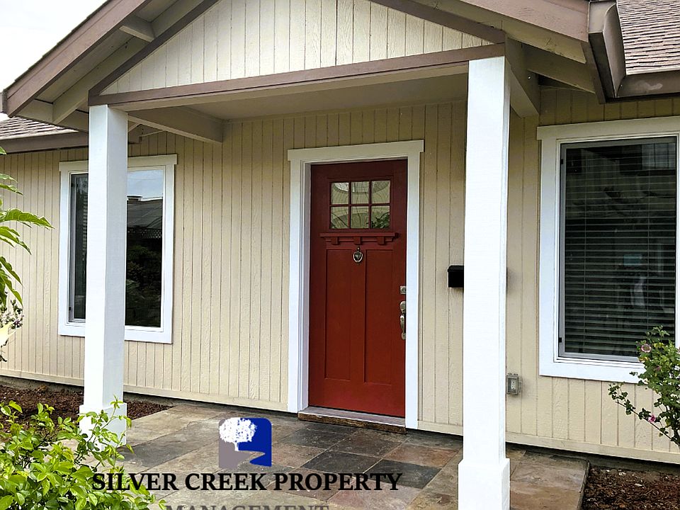 1st image of 3018 Greenwood Dr