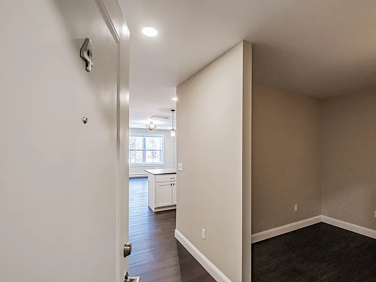 271 Main St #4 — Photo 15
