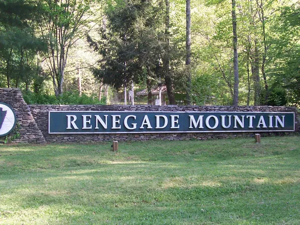 Applewood Dr, Crab Orchard, TN 37723