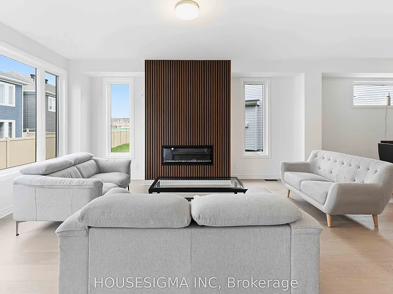 126 Lumen Pl — Photo 14