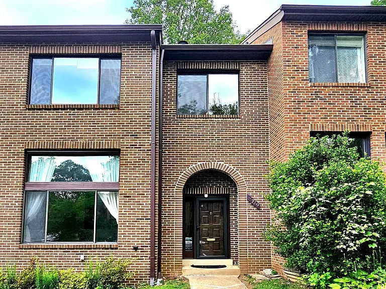 8729 Sheridan Farms Ct — Photo 1