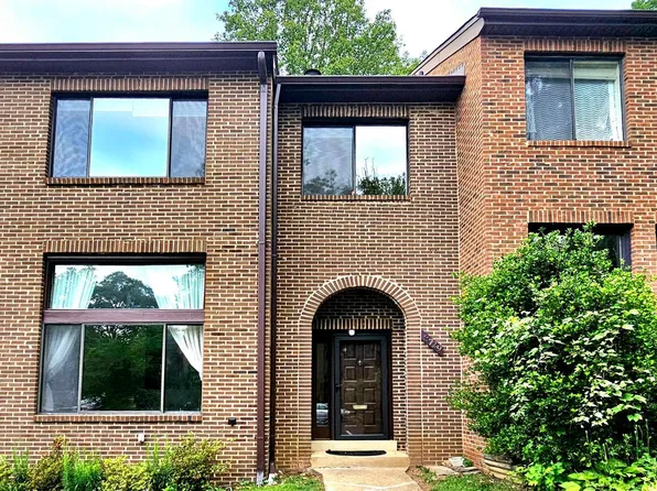 8729 Sheridan Farms Ct, Springfield, VA 22152