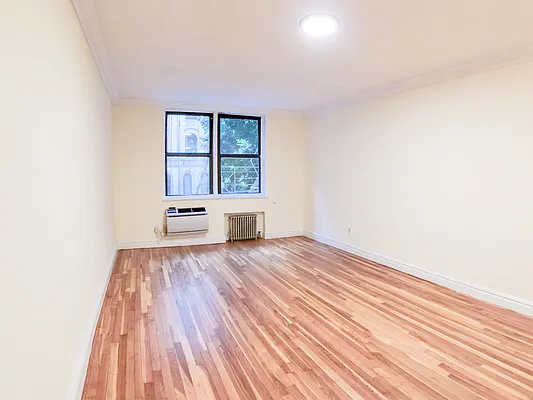 Rented by Urban Real Estate Inc | media 1