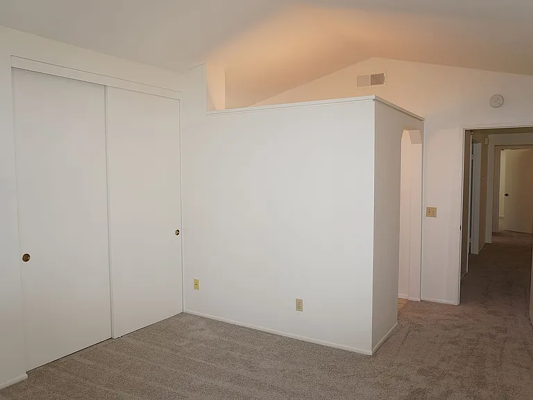 1366 Fairway Oaks Ave — Photo 19