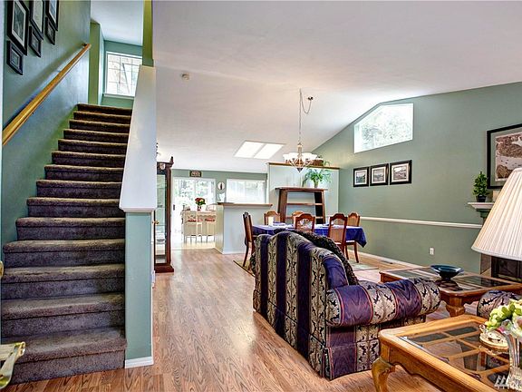 5th image of 5519 Ferate Ave SE