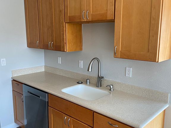 4th image of 5816 14th Ave NW APT 5
