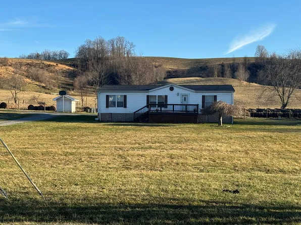 3830 Baptist Valley Rd, Cedar Bluff, VA 24609