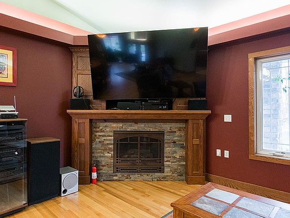 5th image of 7900 Wildwood Ln