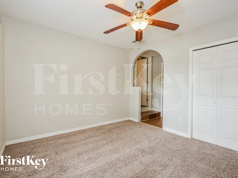 531 Martin Place Blvd — Photo 6