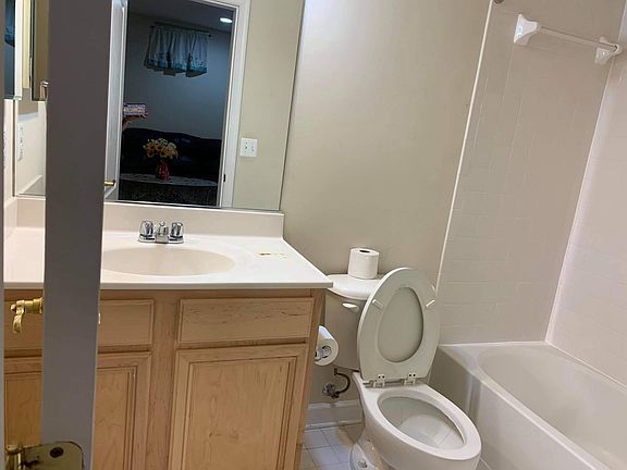 5th image of 3784 Mary Evelyn Way