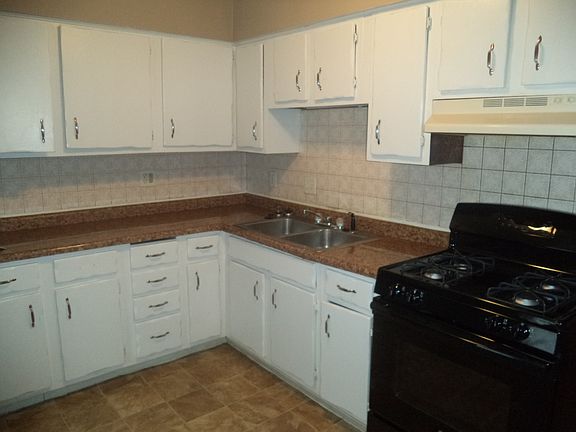 5th image of 3609 N Whittier Pl