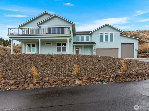 2053 Broadcrest Court, Wenatchee, WA 98801
