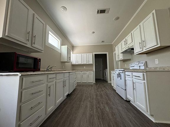 3rd image of 415 N Penelope St