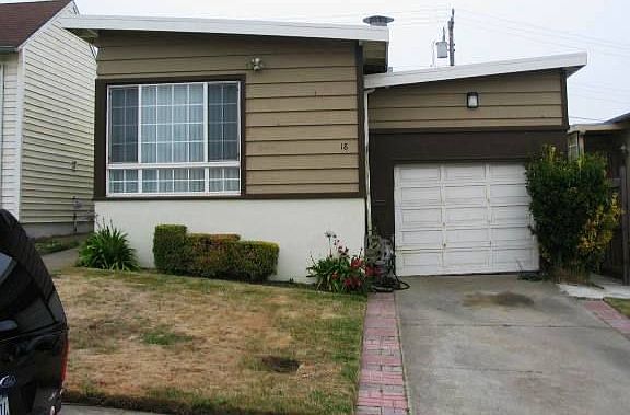 2nd image of 18 Oceanside Dr