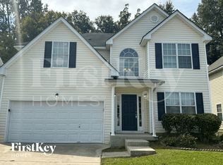 2896 Two Lake Cir, Atlanta, GA 30349