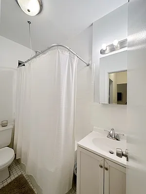 Rented by City Connections Realty | media 23