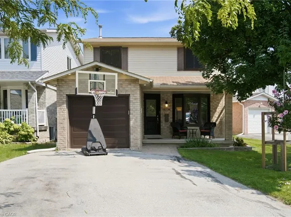 1576 Riley Ave, Burlington, ON L7M 3T3