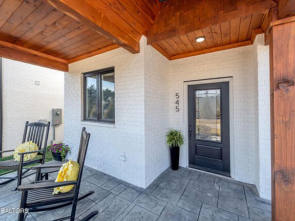 3rd image of 545 Brunello Way