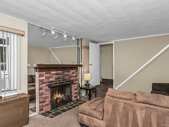 4th image of 140 Rockaway Parkway