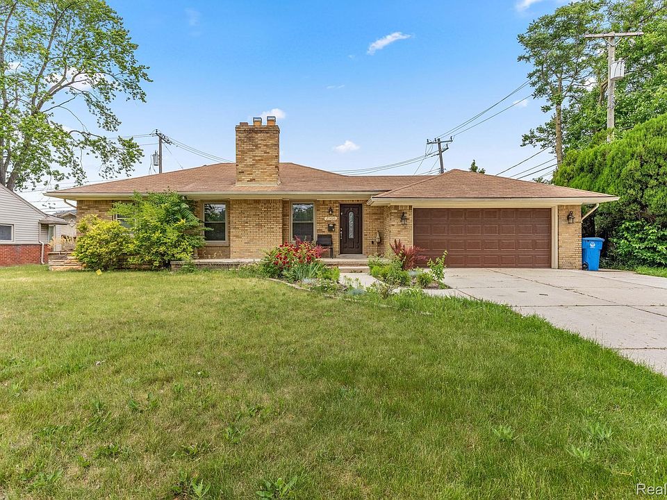 1st image of 25434 Avondale St