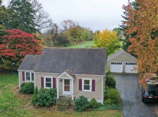 404 Quakertown Rd, Flemington, NJ 08822