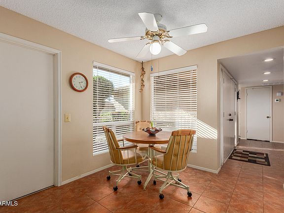 4th image of 26433 S NEW TOWN Drive