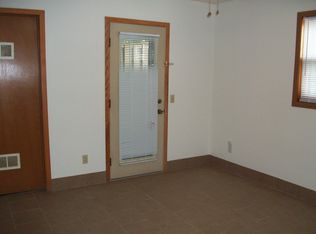 2 Nantucket Ct, Madison, WI 53719